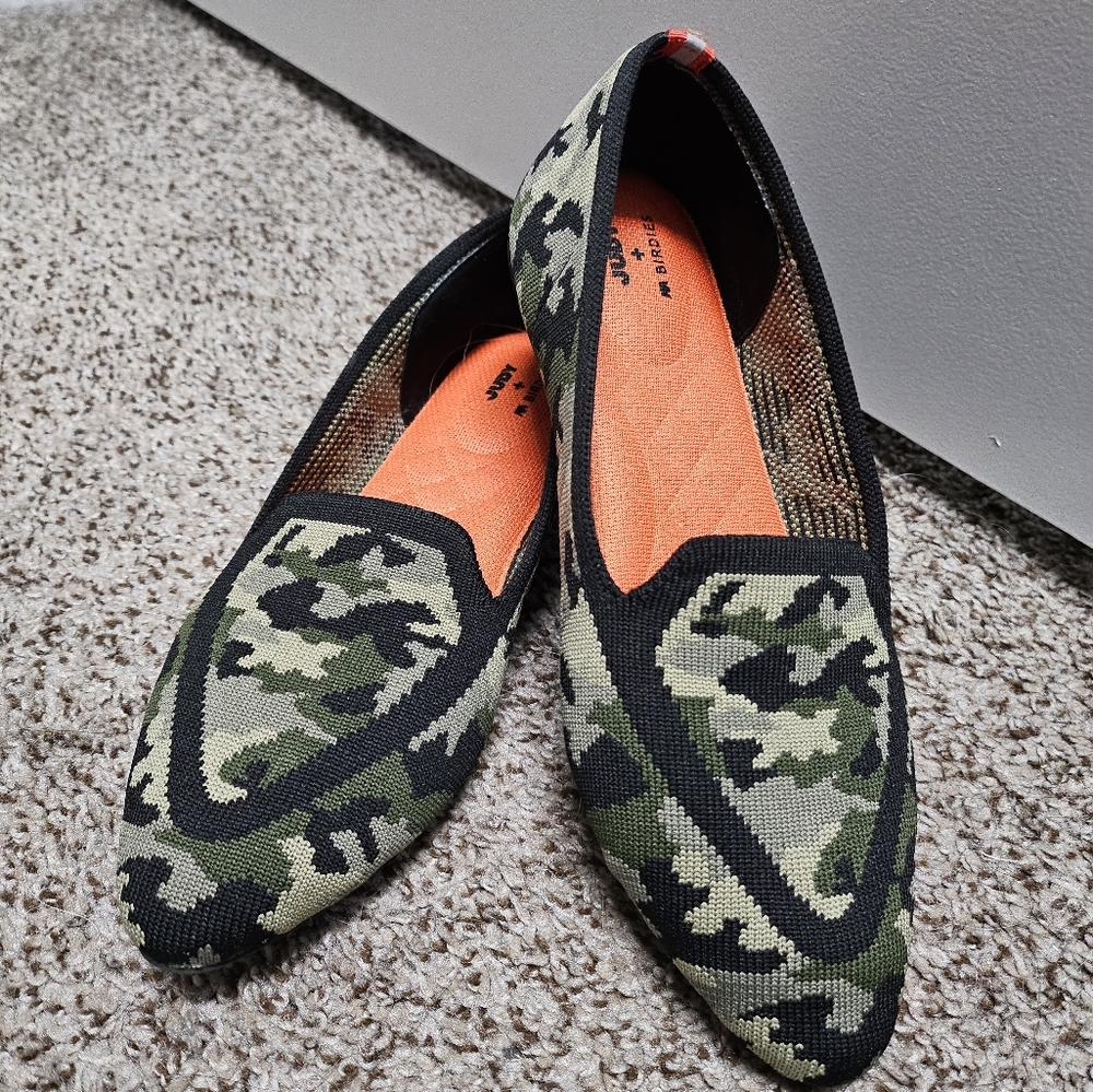Birdies x Judy Camo washable blackbirds